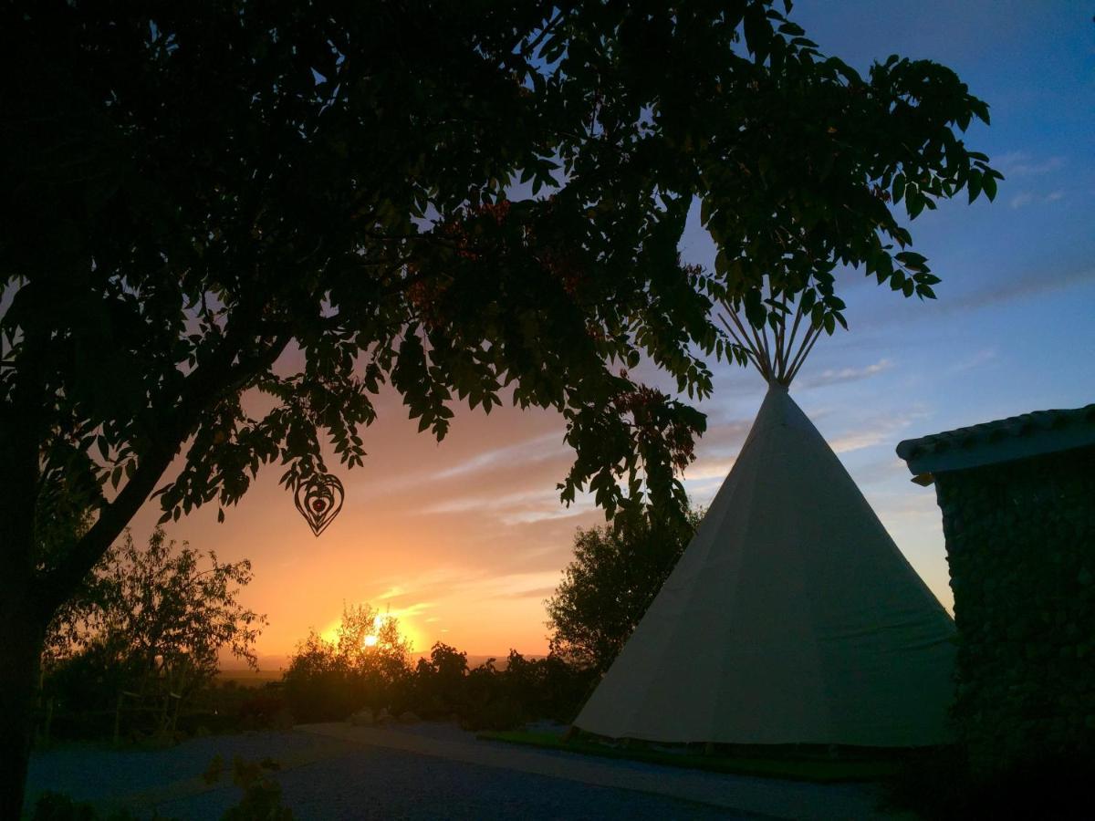 Casa Bella Teepees (Adults Only) Hotell Zújar Eksteriør bilde